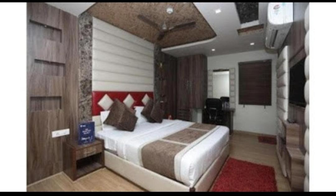 Hotel Sanjay International,Kanpur Bagian luar foto