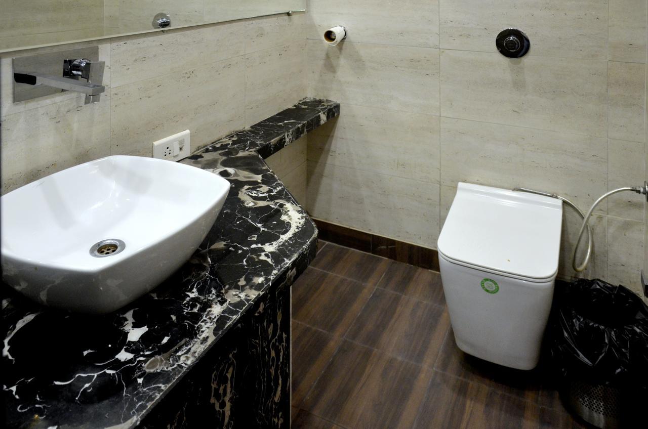 Hotel Sanjay International,Kanpur Bagian luar foto