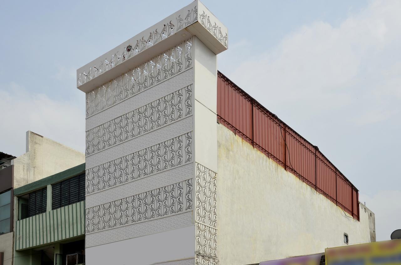 Hotel Sanjay International,Kanpur Bagian luar foto