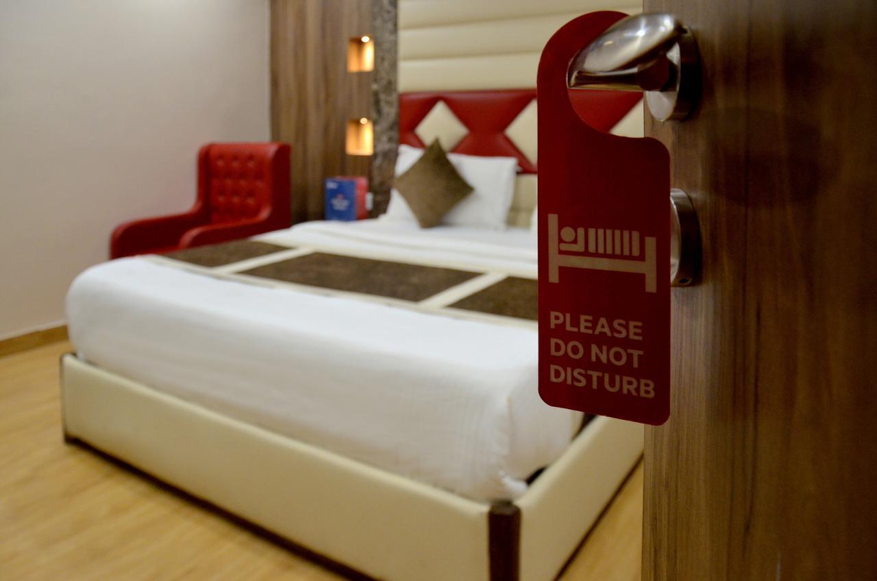 Hotel Sanjay International,Kanpur Bagian luar foto