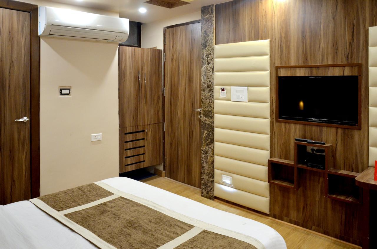 Hotel Sanjay International,Kanpur Bagian luar foto