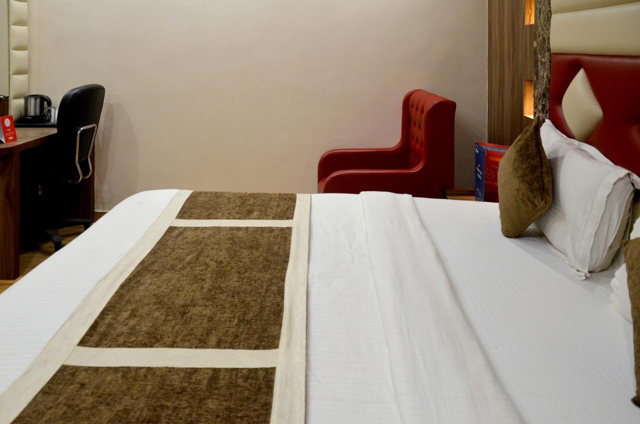 Hotel Sanjay International,Kanpur Bagian luar foto